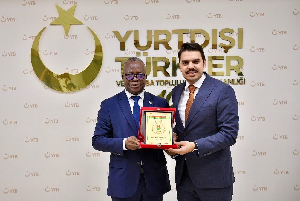 L’AMBASSADEUR VINTA SOME REND VISITE AU PRESIDENT DU YTB